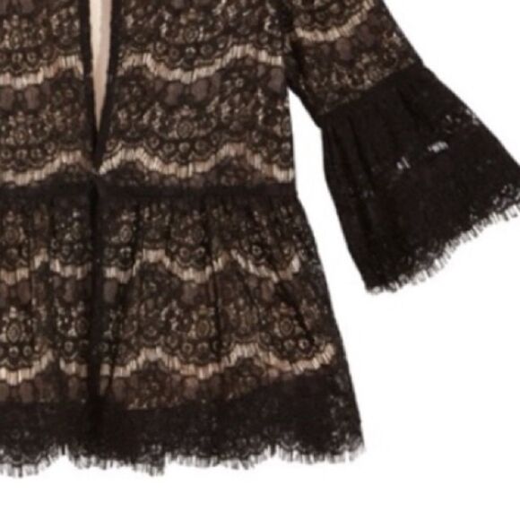 Dressy lace jacket - Picture 2 of 4